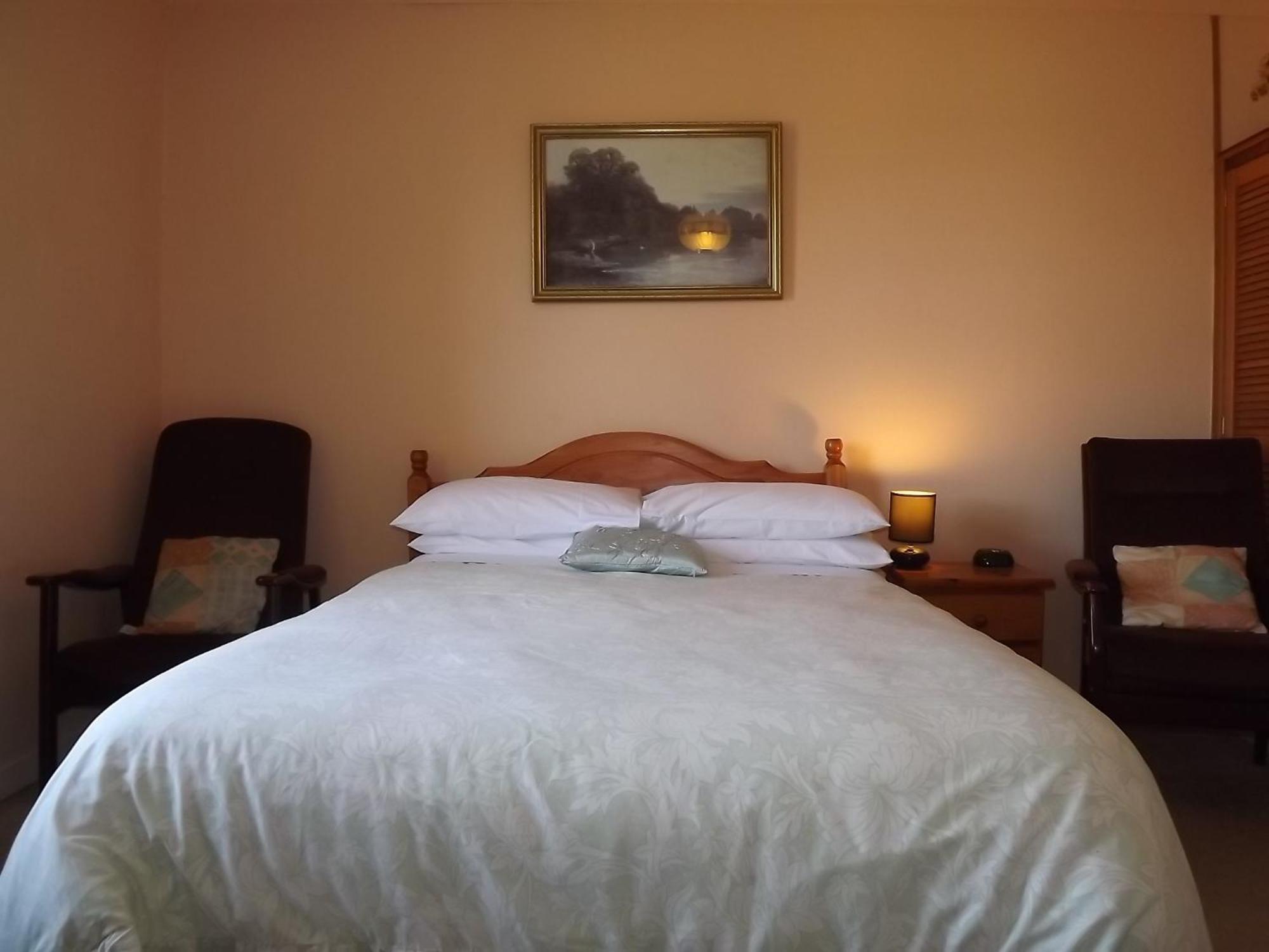 Glenavon Homestay Оубън Екстериор снимка