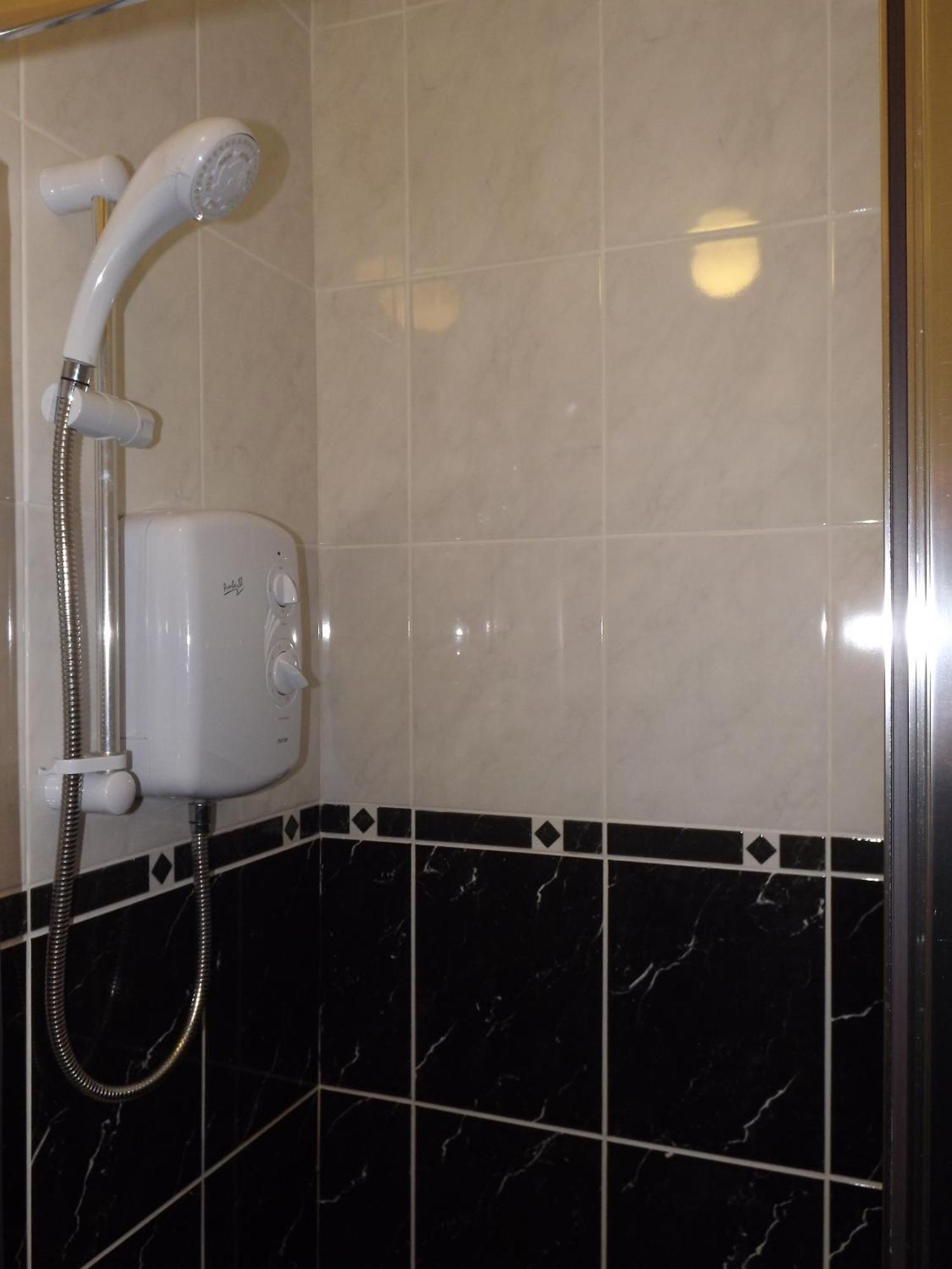 Glenavon Homestay Оубън Екстериор снимка