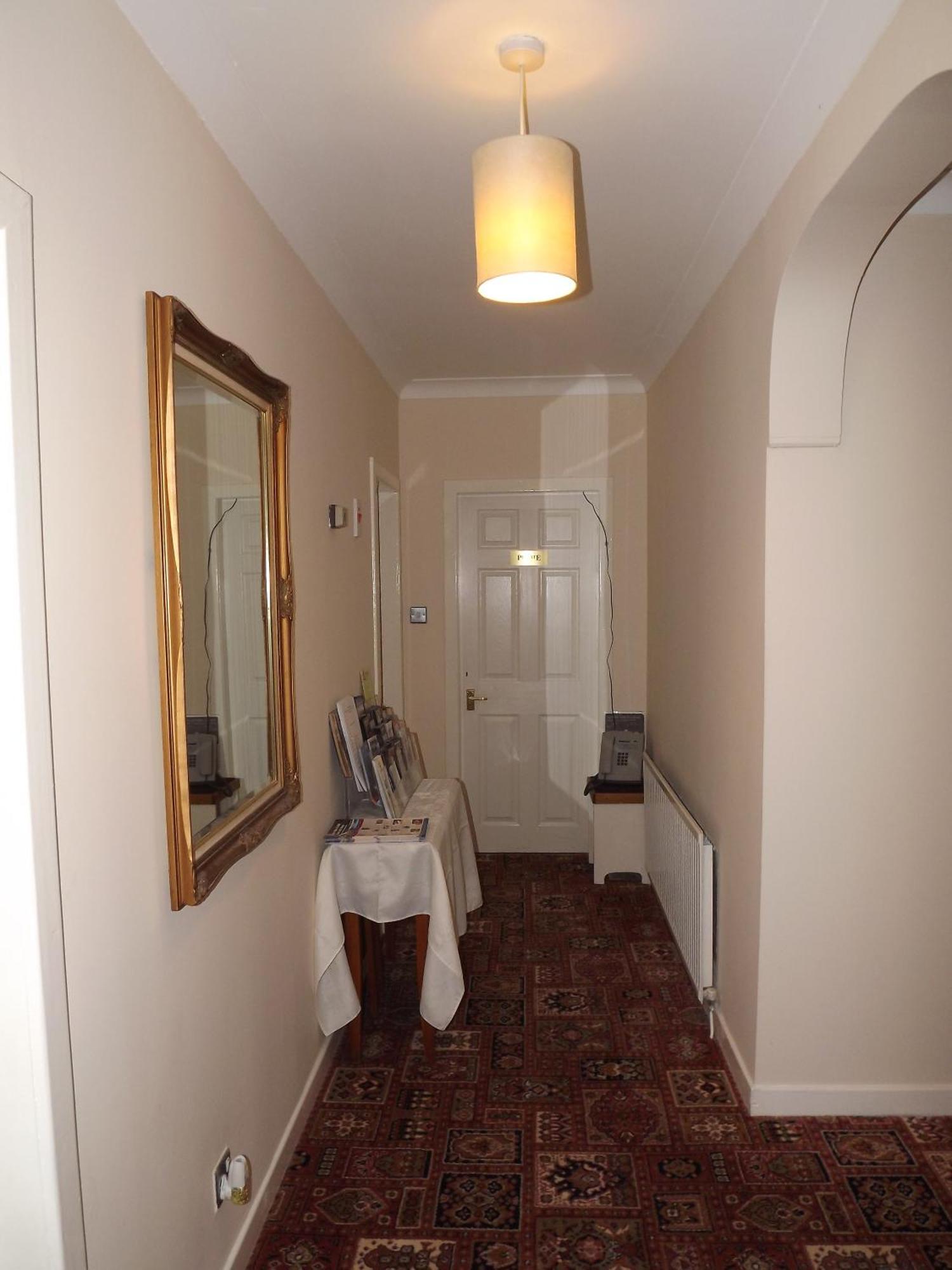 Glenavon Homestay Оубън Екстериор снимка